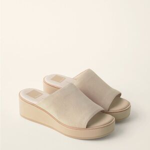 Dolce vita Cream “Freta” Platform Slide Sandals